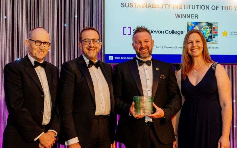 Devon Chamber of Commerce (@chamber_devon) on Twitter photo Huge congratulations to <a href="/sdcollege/">South Devon College</a> on winning the coveted Green Gown Award for Sustainability Institution of the Year 👏
Read more: bit.ly/3ATDNz9
#connectgrowsucceed #peopleplanetpurpose | <a href="/greengowns/">Green Gown Awards</a> Huge congratulations to <a href="/sdcollege/">South Devon College</a> on winning the coveted Green Gown Award for Sustainability Institution of the Year 👏
Read more: bit.ly/3ATDNz9
#connectgrowsucceed #peopleplanetpurpose | <a href="/greengowns/">Green Gown Awards</a>