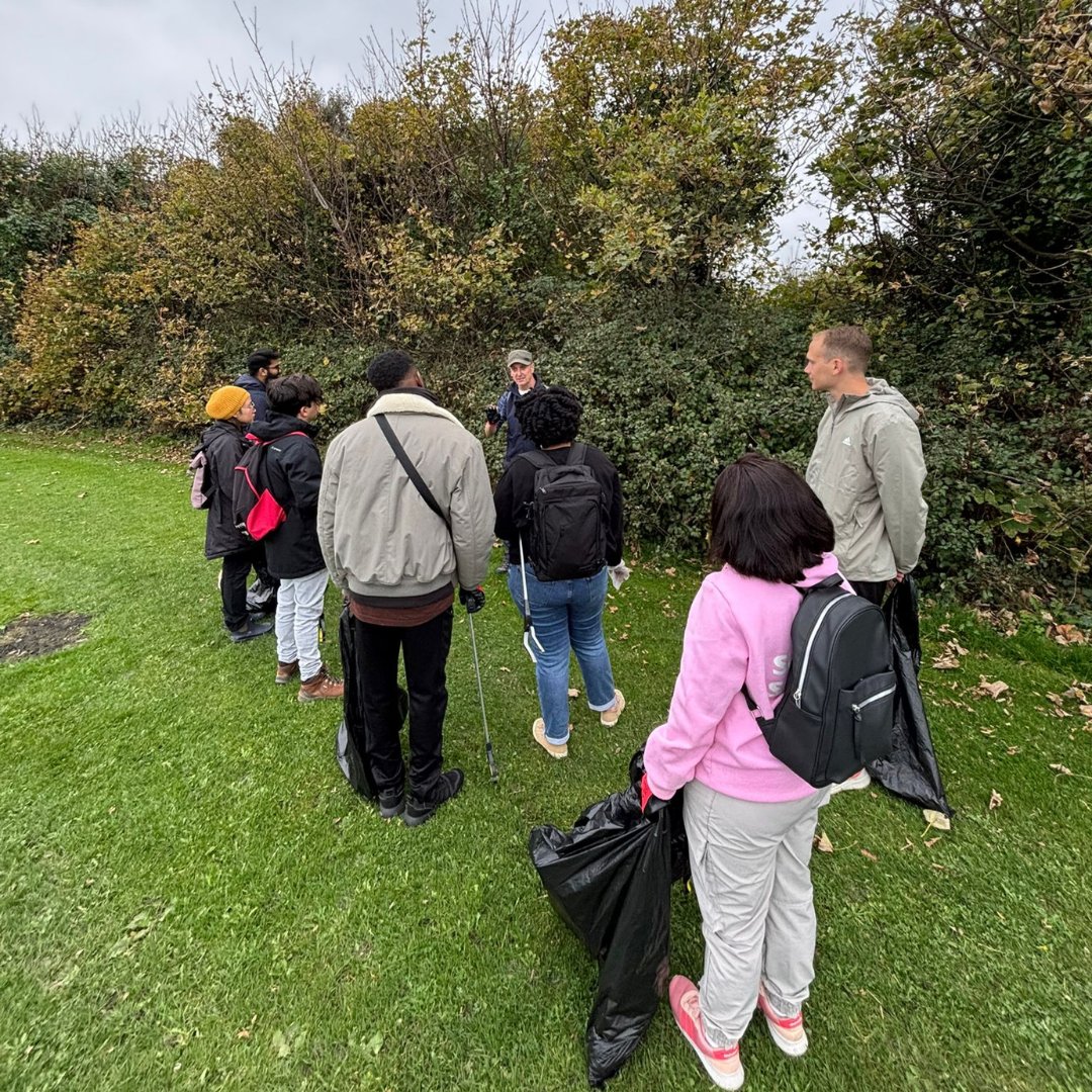 Leave No Trace Ireland (@leavenotraceirl) on Twitter photo 🌊🌍 A big THANK YOU to the amazing <a href="/DeloitteIreland/">Deloitte Ireland</a> team for joining Leave No Trace Ireland on a mission to keep Sandymount Strand pristine! 🏖️🌿 Together, we tackled litter and took steps to protect this beautiful coastal gem for everyone to enjoy 🌊💚. 🌊🌍 A big THANK YOU to the amazing <a href="/DeloitteIreland/">Deloitte Ireland</a> team for joining Leave No Trace Ireland on a mission to keep Sandymount Strand pristine! 🏖️🌿 Together, we tackled litter and took steps to protect this beautiful coastal gem for everyone to enjoy 🌊💚.