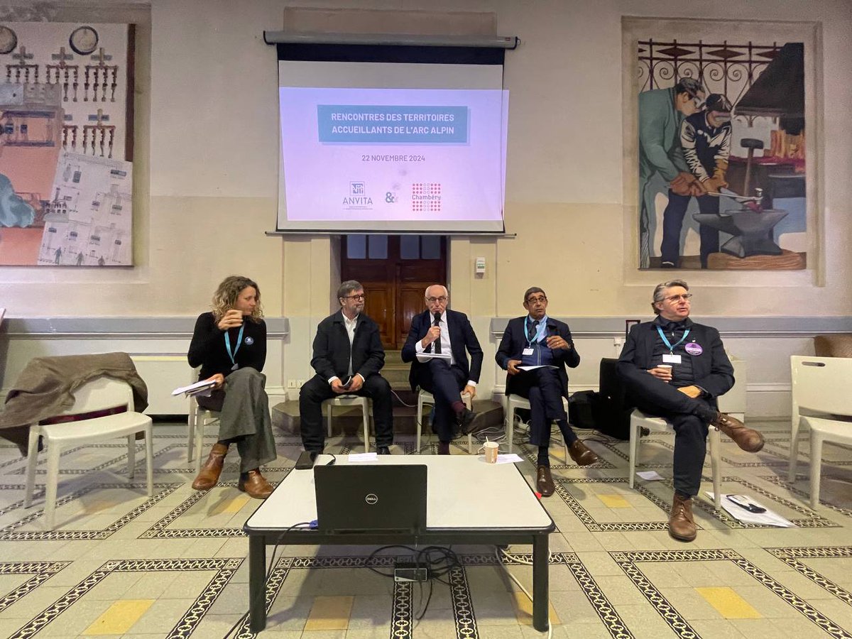 ANVITA - Villes et Territoires Accueillants (@anvitafr) on Twitter photo La rencontre régionale des territoires accueillants de l'arc alpin, organisée par <a href="/AnvitaFr/">ANVITA - Villes et Territoires Accueillants</a> et <a href="/VilledeChambery/">Ville de Chambéry</a>, a commencé!
👉 journée d'échange, visite et formation #ALED
<a href="/DamienCAREME/">Damien CAREME 🌍</a> <a href="/GrenobleAlpes/">Grenoble Alpes Métropole</a> #Annecy #Dullin #barberaz #barbi La rencontre régionale des territoires accueillants de l'arc alpin, organisée par <a href="/AnvitaFr/">ANVITA - Villes et Territoires Accueillants</a> et <a href="/VilledeChambery/">Ville de Chambéry</a>, a commencé!
👉 journée d'échange, visite et formation #ALED
<a href="/DamienCAREME/">Damien CAREME 🌍</a> <a href="/GrenobleAlpes/">Grenoble Alpes Métropole</a> #Annecy #Dullin #barberaz #barbi