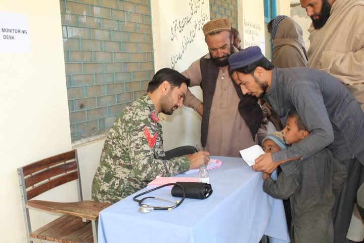 OFFICIAL_PYOP's tweet photo. ضلع خیبر:وادی تیراہ کے دور دراز علاقوں ملک نادر شاہ کلی میں پیٹریاٹک یوتھ آف پاکستان اور فرنٹیئر کور کے تعاون سے فری میڈیکل کیمپ کا انعقاد کیا گیا۔ کیمپ میں 763 مریضوں کا طبی معائنہ کیا گیا اور ضرورت مندوں میں مفت ادویات تقسیم کی گئیں۔ https://t.co/o1wiwRERAg