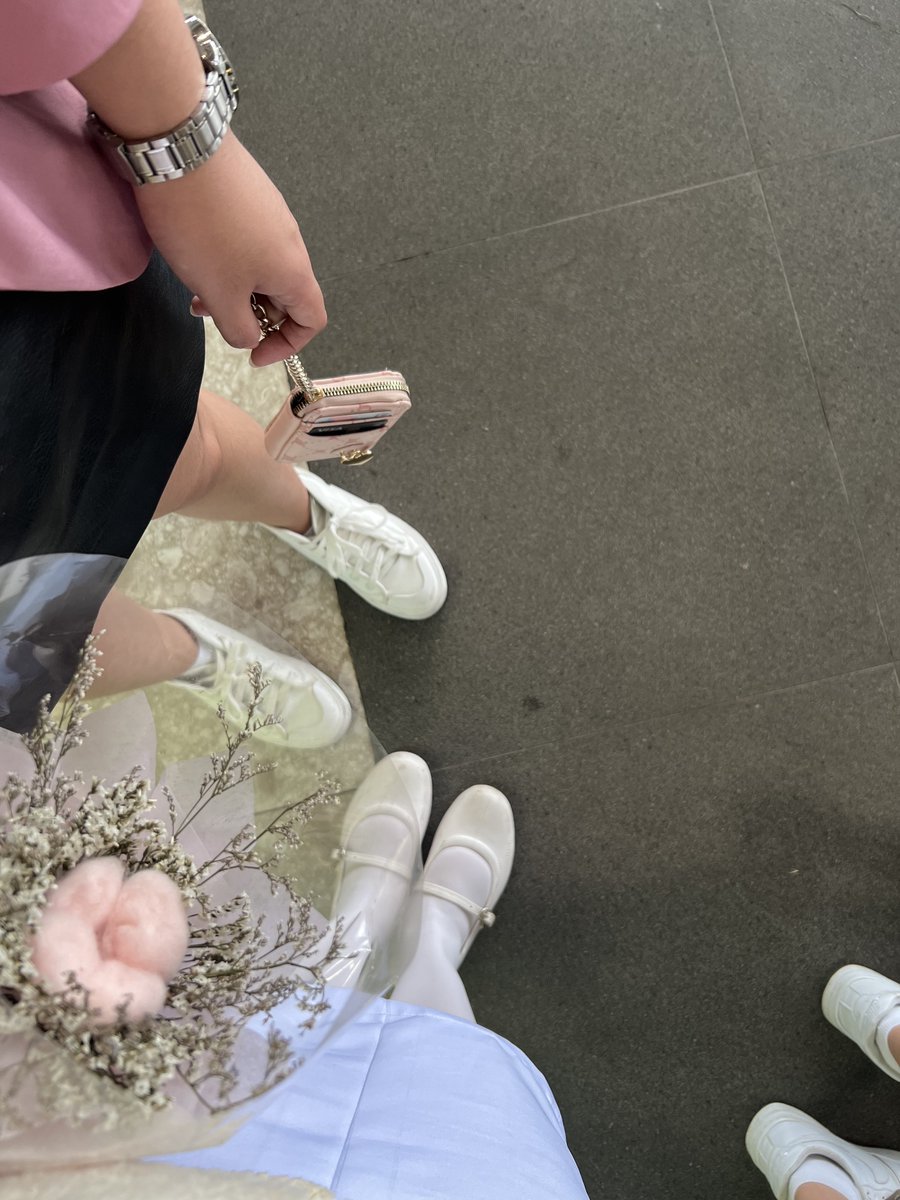stationerin's tweet photo. life after boards  ☺︎ suddenly, life became colorful again 🌻✨

#lifetwt #archivetwt https://t.co/31c1EOqyDb