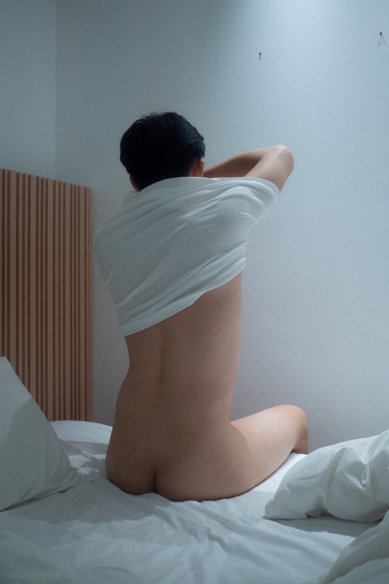 นายแบบหนุ่มออฟฟิศ อยากถ่ายใสๆ ครับ 📸
Model : <a href="/IYK_YK_me/">พนง. ออฟฟิศ แผนกเบ็ดเตล็ด</a>