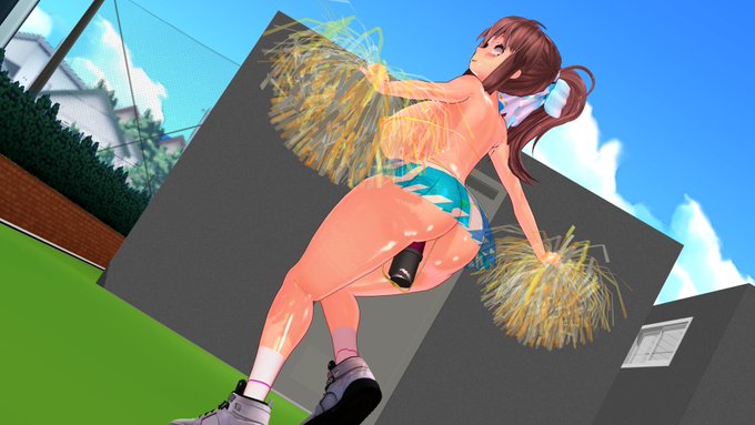 不良教師から命令され、グラウンド隅の運動部部室前で、マイクロビキニ+スケスケスカート、更に極太バイブ挿入状態で踊らされる栞ちゃん。

最後まで踊り切るまで部室には入れてもらえない、早くしないと誰か来ちゃうぞ!
まぁ、踊り切れたらそれはそれで部室で教師にファックされるんだけどね! 