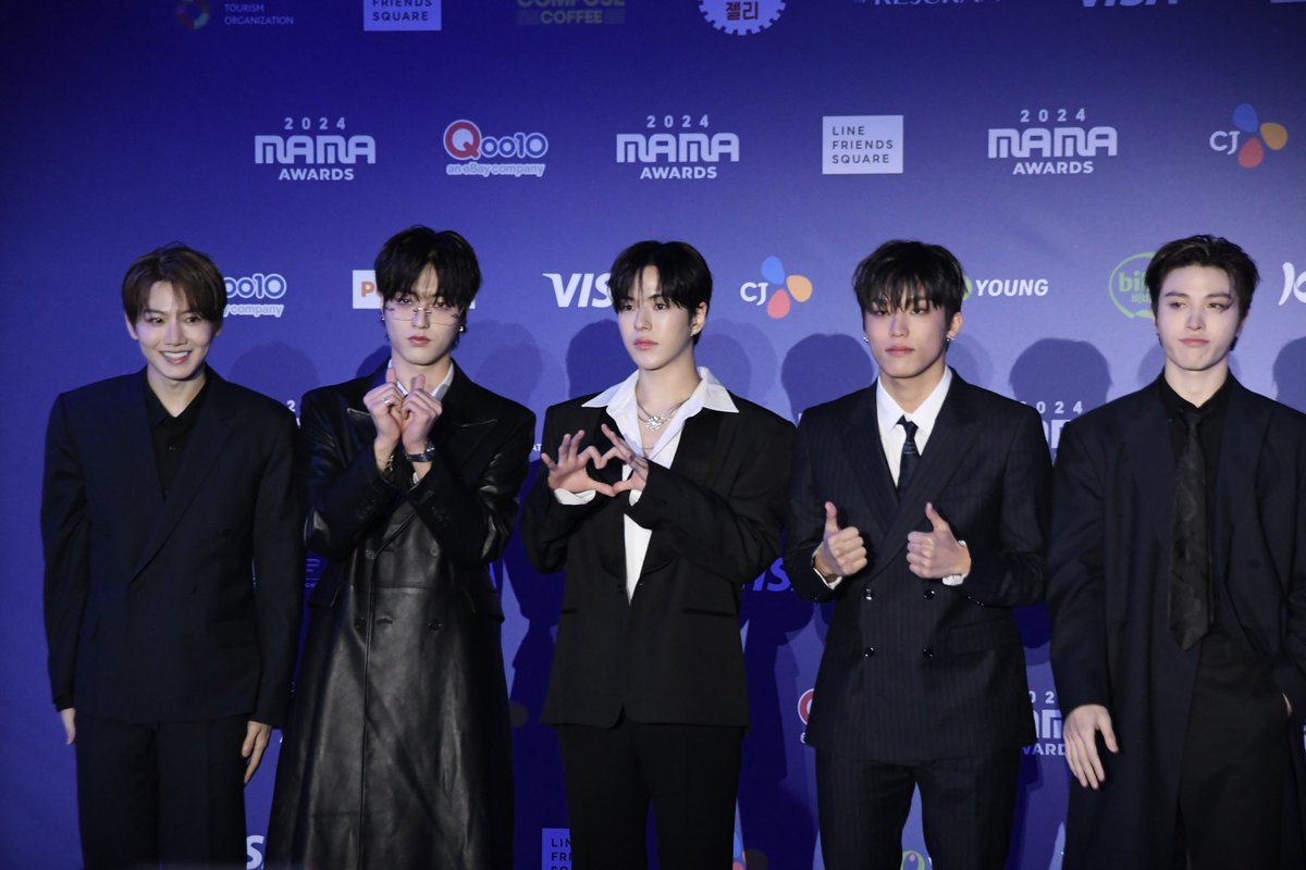 2024 MAMA AWARDS】 TREASURE、ブラックコーデ着こなす🖤ステージに