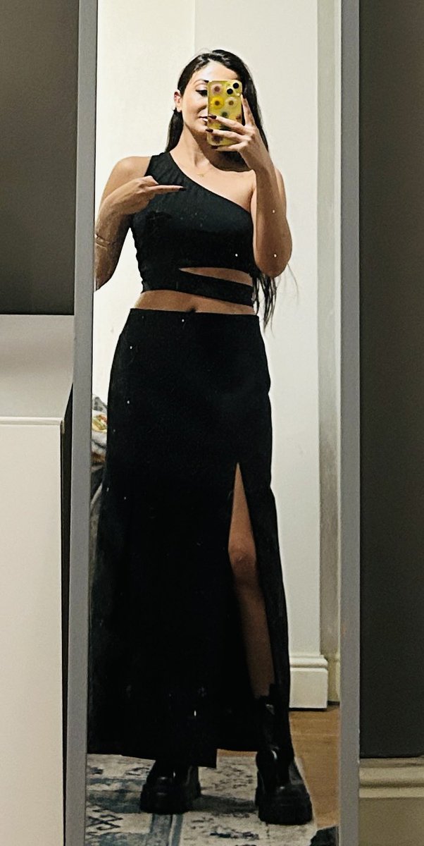 Eliza tweet media