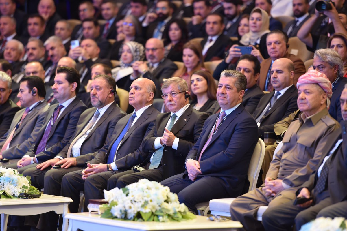 Genel Başkanımız Sayın Ahmet Davutoğlu, Irak Kürdistan Bölgesel Yönetimi Başbakanı Sayın Mesrur Barzani’nin özel davetlisi olarak katıldığı “Ortadoğu’da Barış ve Güvenlik Forumu (MEPS)” kapsamında ‘Ortadoğu’da Barışın Paradoksu’ oturumunda ilk konuşmasını gerçekleştirmiştir.