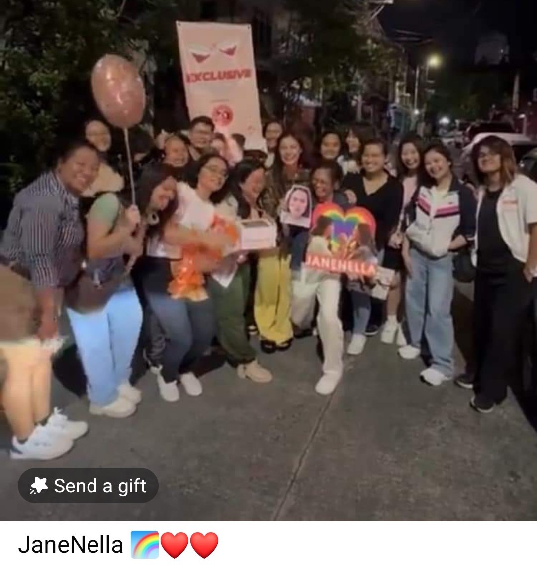 Halaaaa. Nagpathank you si ate girl sa fc's niyaaaa. So cuteeeee. Nakatag pa nga si <a href="/janenellatrends/">JaneNella Trendsetter | CLOSED</a> 

We love you so much <a href="/Imjanedeleon/">JANE DE LEON</a> 

JANE DL BENTE SAIS
#HappyBirthdayJANEDL #JaneNella