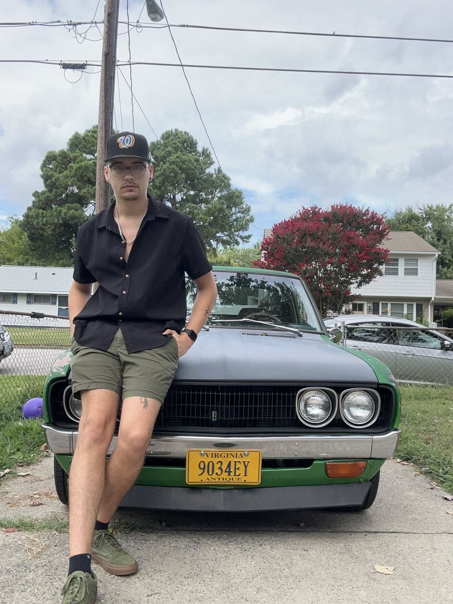 TSFox01's tweet photo. @horsepower Also forgot the front lip is from a ‘69 Camaro  and the seats are out of an SL-2 Saturn and the center console of a 350z https://t.co/CyH1xbzL40