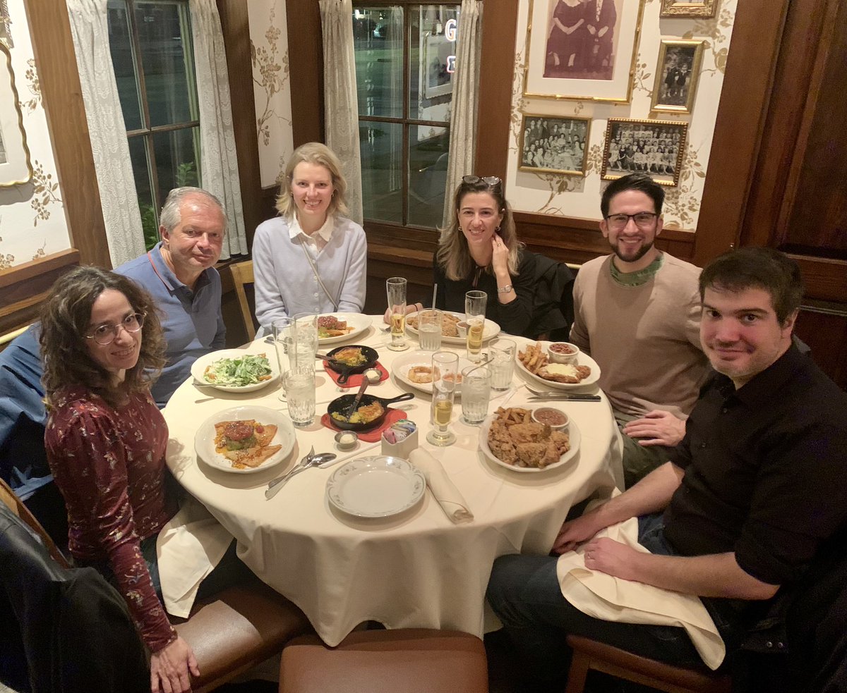 Very much looking forward to it! Birmingham Adrenal Team safely arrived in Houston and enjoyed dinner with <a href="/EndoWue/">Endo_Wue</a> friends 👍 #adrenal #IACS2025