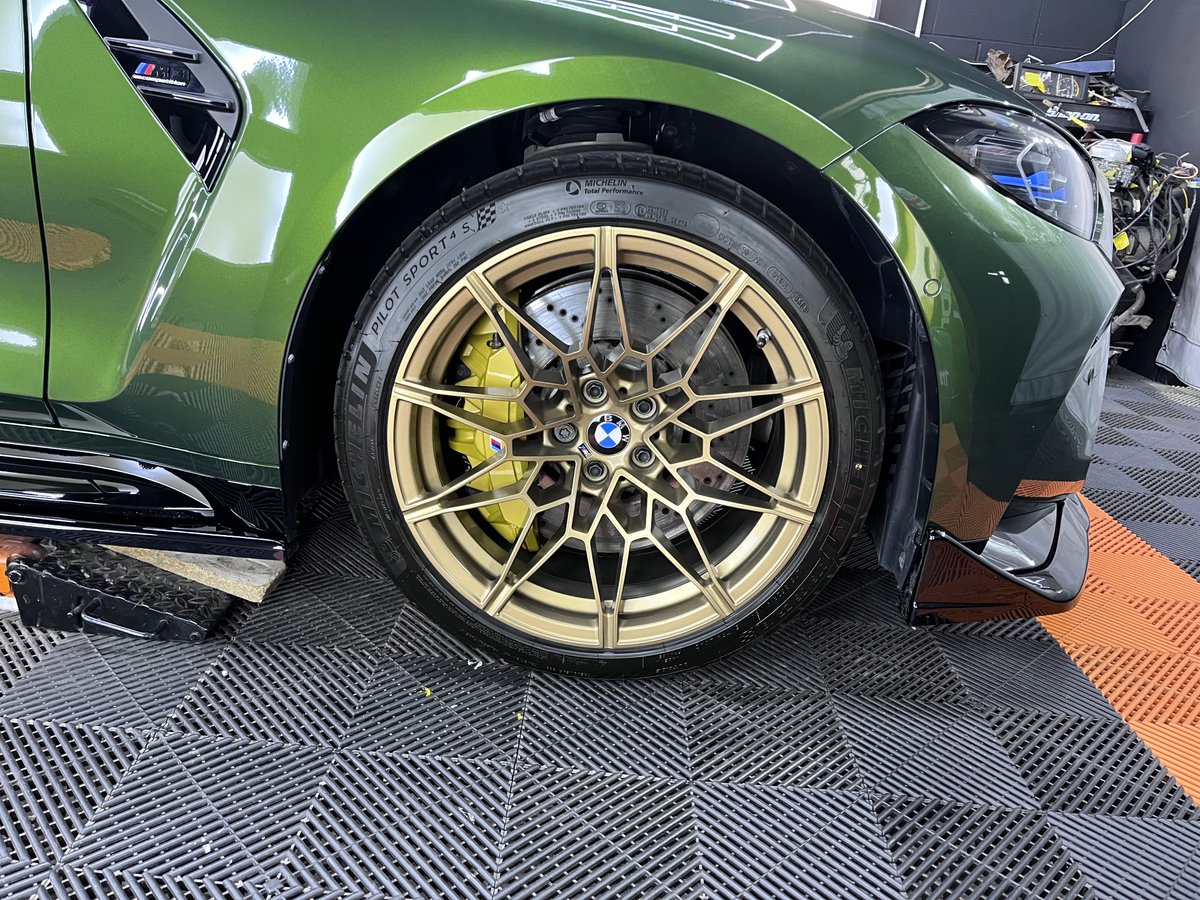 Gleem Services tweet media