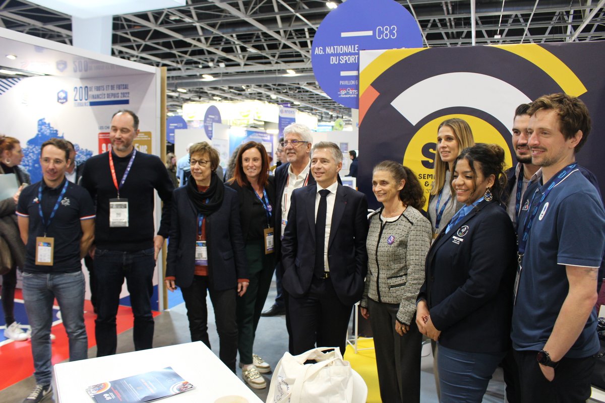 [#SDS2024]
🎬 Clap de fin pour le Salon des Maires et des Collectivités et le Salon des Sports et Parasports !

Au programme :
➡ Des tables rondes,
➡ Des échanges et des rencontres,
➡ Et de nombreuses conférences.

Merci aux fédérations, à nos territoires, aux collectivités