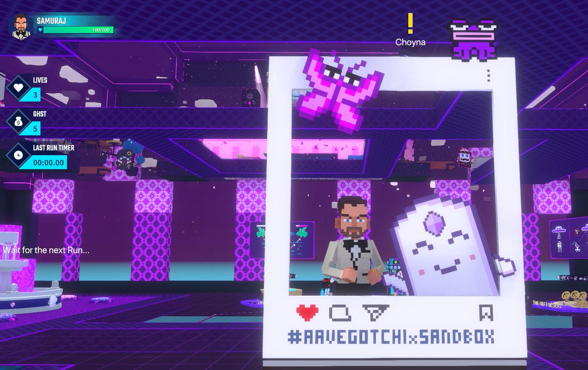 Cheese! 📸 Snapped a pic at the @Aavegotchi Photobooth in Base Camp in <a href="/TheSandboxGame/">The Sandbox</a>. These ghost pets are too cute! 👻📱 register-landings.sandbox.game/alphaseason4-s… #TheSandbox #AlphaSeason4 #AS4SocialChallenge