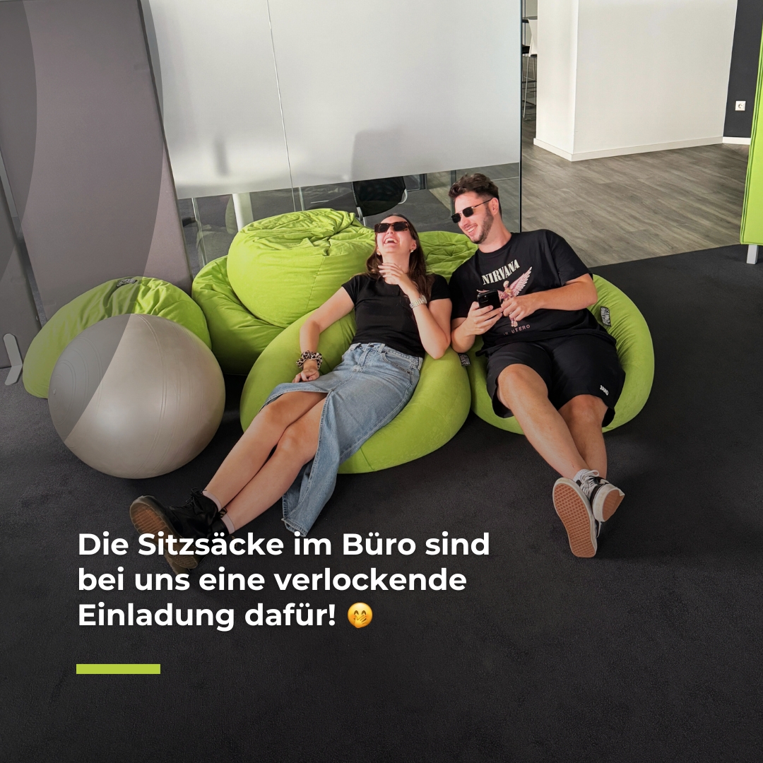 VIEWENTO's tweet photo. Wusstet ihr, dass ein Power-Nap in der Mittagspause wahre Wunder bewirken kann? 

Also, wer ist dabei? Ein kleiner Nap in einem unserer gemütlichen Sitzsäcke klingt doch perfekt, oder?  🥸
#powernap #agencylife #bayreuth #funfactfriday https://t.co/yMS3GhzFIQ