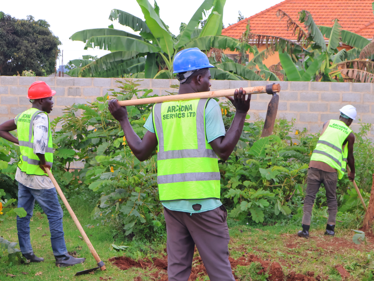 archdna1's tweet photo. Day one on reasons why you should choose a registered and compliant construction company

We offer a team of professionals with diverse skills,architects, engineers, and project managers—ensuring every aspect of your project is handled expertly https://t.co/a45vAugyre