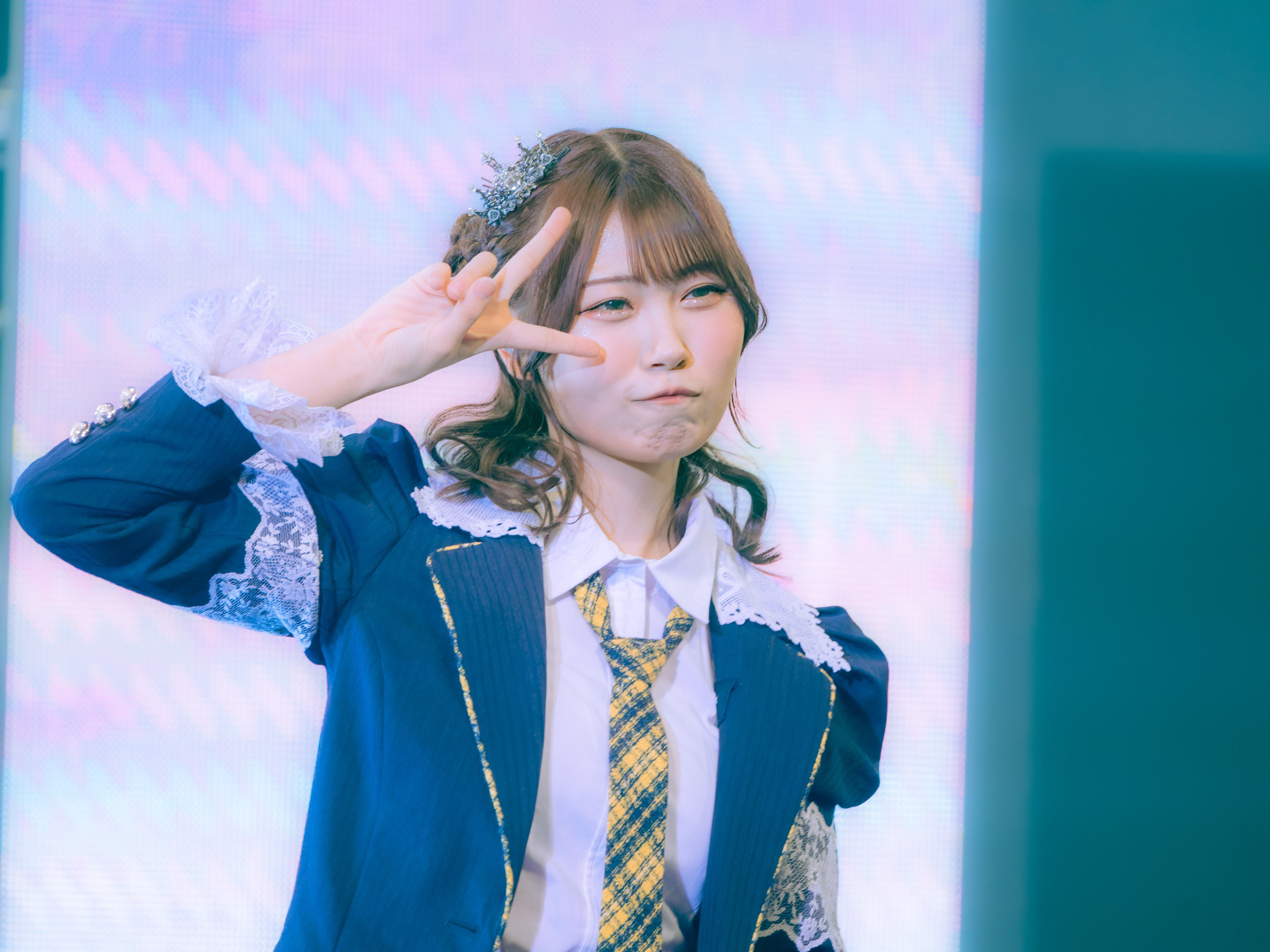 小澤愛実　ホールツアー2024衣装　ヨリ　直筆 小澤 愛実 (@ozawa_aimi__): 