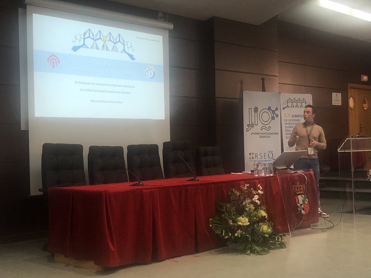 ORCATS group (@orcats_group) on Twitter photo On the stage, <a href="/AlbertoMor19/">Alberto Moreno Fernández</a> presenting his work on gallium complexes as therapeutic agents in cancer treatment <a href="/JovenesQuimicos/">Jóvenes Investigadores Químicos (JIQ-RSEQ)</a> <a href="/RSEQ_ST_CLM/">RSEQstclm.bsky.social</a> On the stage, <a href="/AlbertoMor19/">Alberto Moreno Fernández</a> presenting his work on gallium complexes as therapeutic agents in cancer treatment <a href="/JovenesQuimicos/">Jóvenes Investigadores Químicos (JIQ-RSEQ)</a> <a href="/RSEQ_ST_CLM/">RSEQstclm.bsky.social</a>