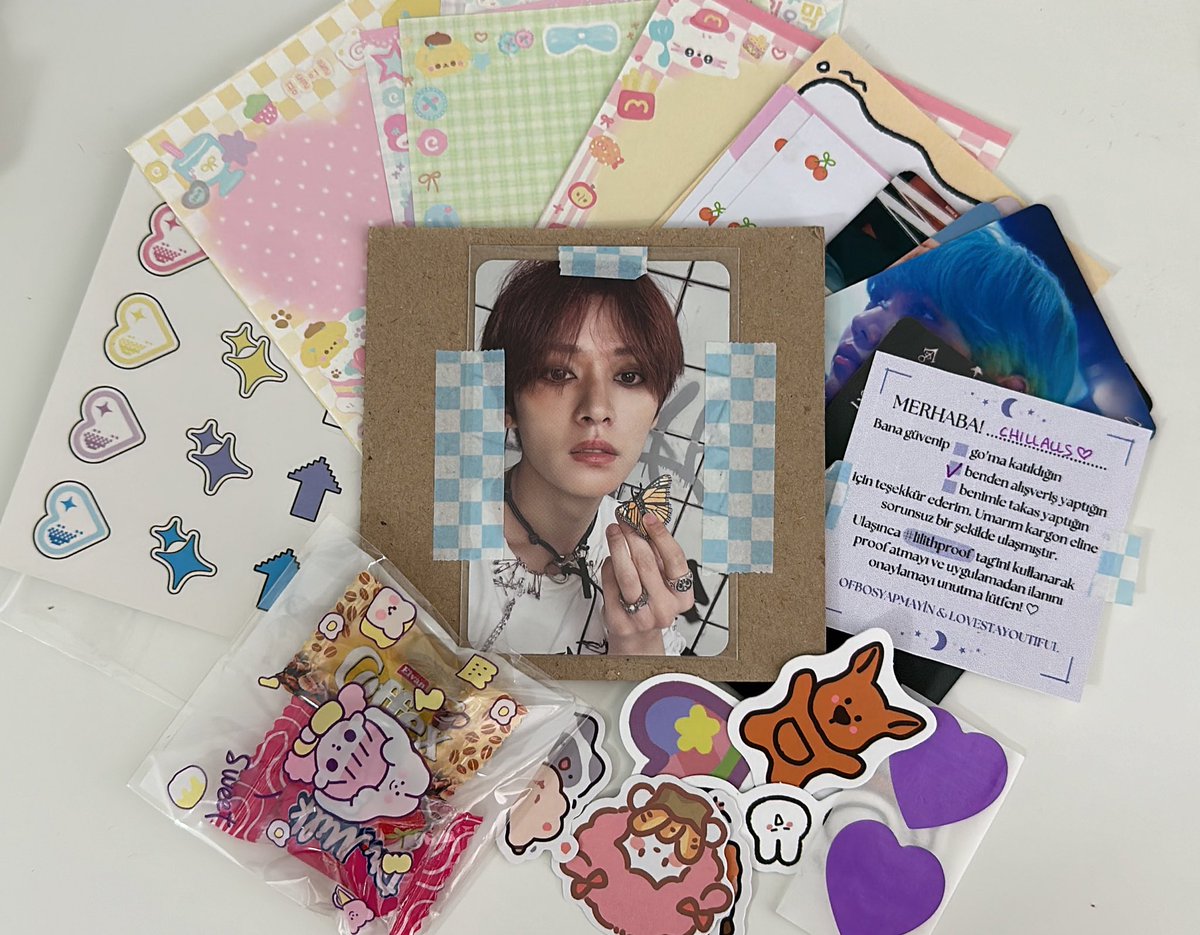 chillalls's tweet photo. kelebekimle kavustuk TESEKKUR EDERIIM #lilithproof
bu kadar freebie gorunce tek kart aldigim icin suclu hissettim HAKHDLABFWL😭💓 https://t.co/Tk5TBCLiGC