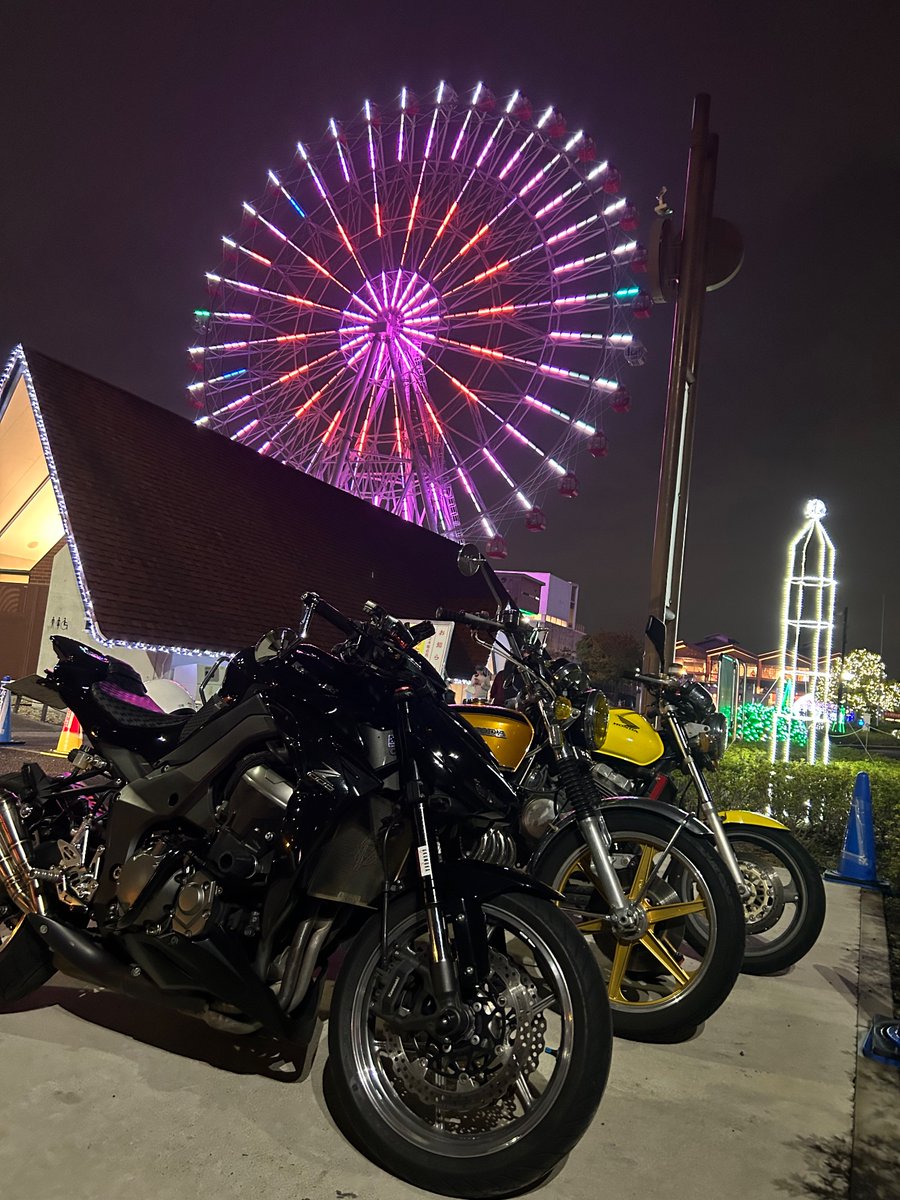 galaxyGONTA's tweet photo. 〜〜大切なおしらせ〜〜

本日わたくしテンクロスはCB750fourを降りました。ラストラン一緒に走ってくれた皆さまほんとうにありがとうございました😭😭
バイクはもう一台ありますので今後も変わらずツーリング誘ってもらえると嬉しいです！
空冷4気筒万歳🙌！！！ https://t.co/fwWQxAa7I7