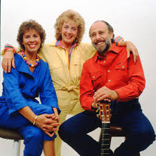 Remembering_pod's tweet photo. A new episode drops tomorrow! "Remembering" the Juno award-winning children’s music group @sharonloisbram with Sharon Hampson, Bram Morrison and host @JeffSammut. Listen on https://t.co/8MsFOdroB9 and your favourite podcast platform! #SharonLoisAndBram #skinnamarink #elephantshow https://t.co/VLC291P68I