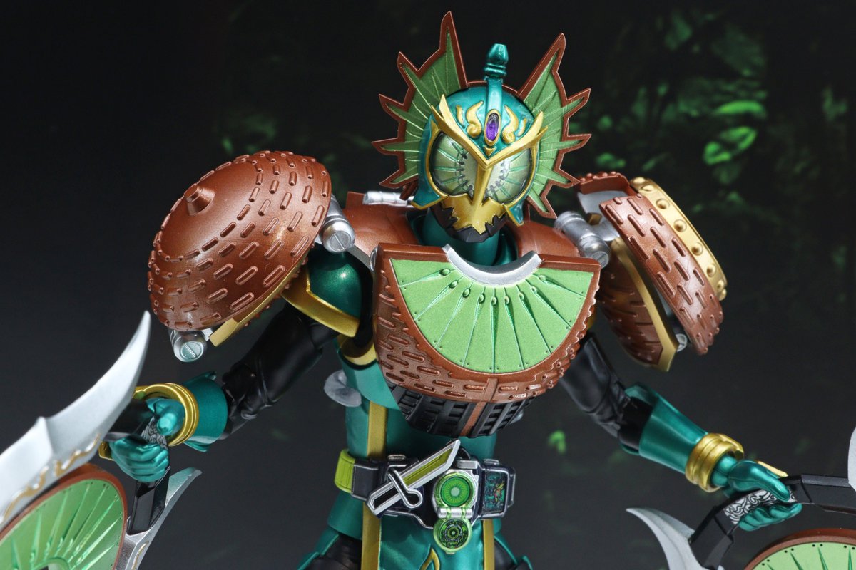 S.H.Figuarts（真骨彫製法） 仮面ライダーバロン マンゴーアームズ
