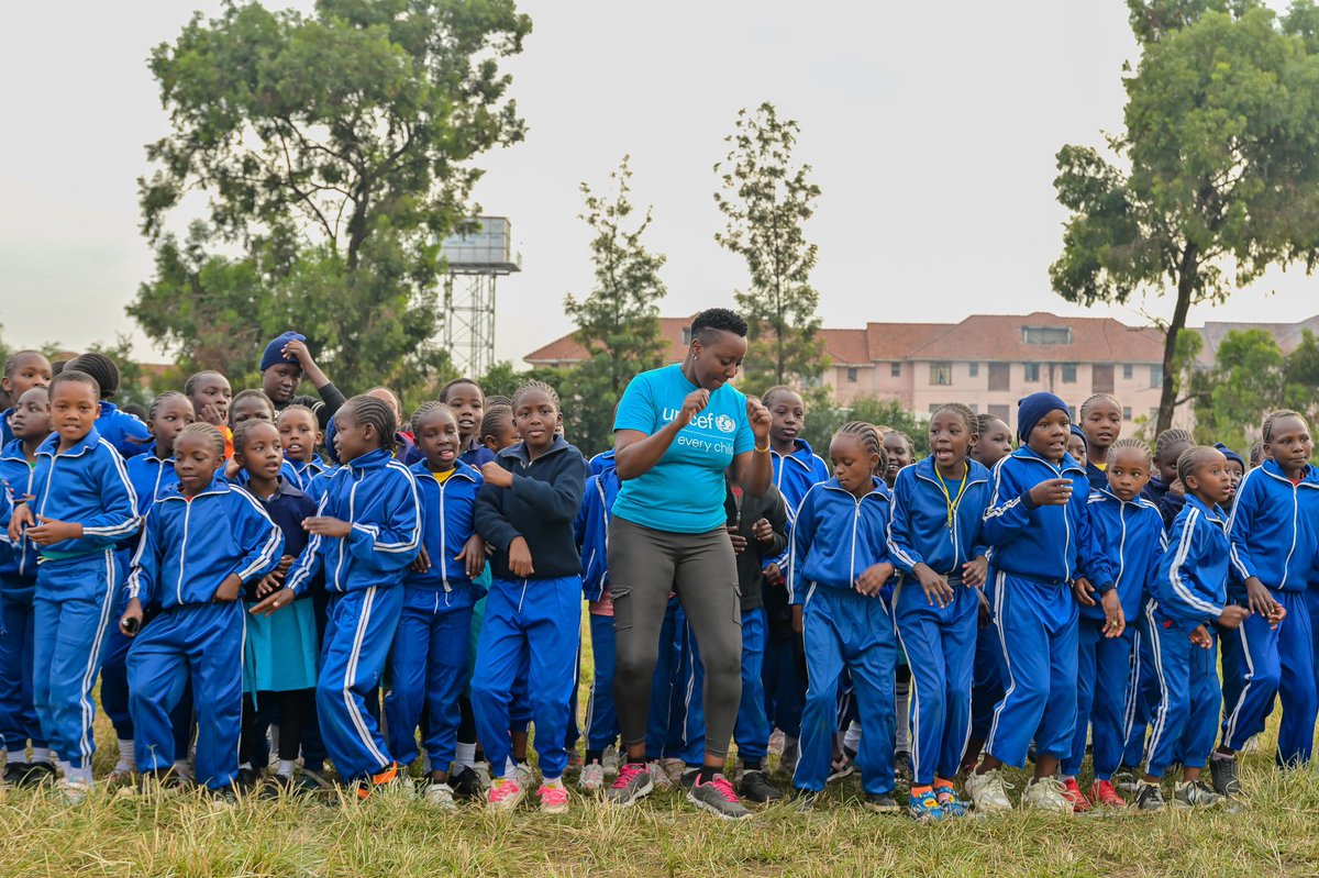 ShaheenSnilofer's tweet image. #GoingBlue today for #WorldChildrensDayKe
The Future is Now, #ListenToTheFuture  
The Future must hold good for the Children
Bring on your Blues to secure a better future #ForEveryChild #UNICEF @UNICEFKenya