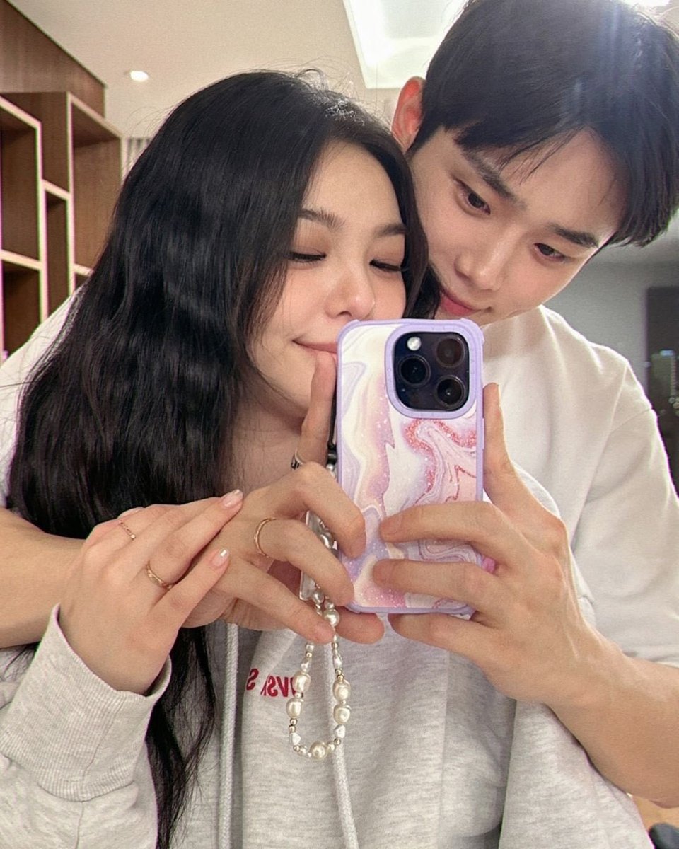 reign199's tweet photo. Congratulations to Ailee &amp; Choi Sihun on their upcoming marriage! 💜 My heart is full of joy for both of you as you begin this beautiful journey. Ailee and her music have been a source of joy, strength, and inspiration, and seeing her find happiness in love fills me with warmth. https://t.co/OvzYFb5ki1