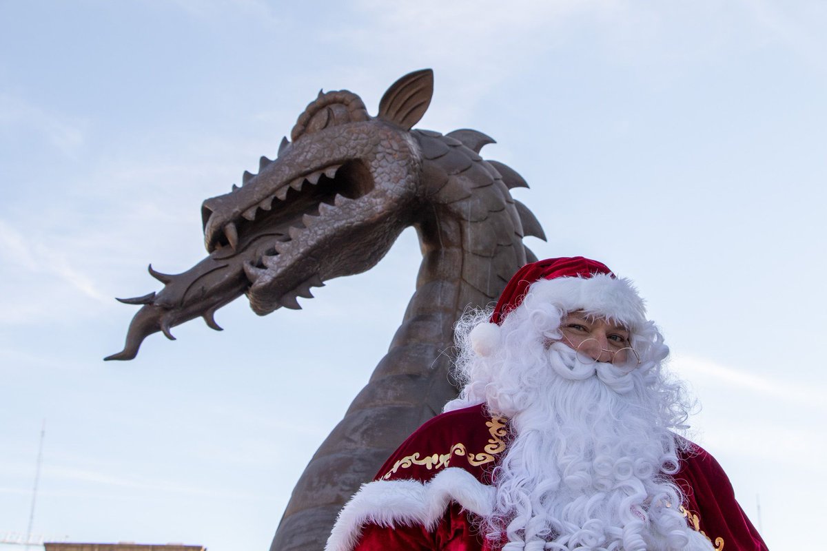 UABIT's tweet photo. Current status: ready to find Santa on campus 🎅🏻

Be on the lookout Blazers, Santa is in town. He's here to see who is being naughty and nice, and help spread the word about the Teddy Bear Toss next week! Catch him out and about on campus and snap a picture with him https://t.co/hso16R3v9q