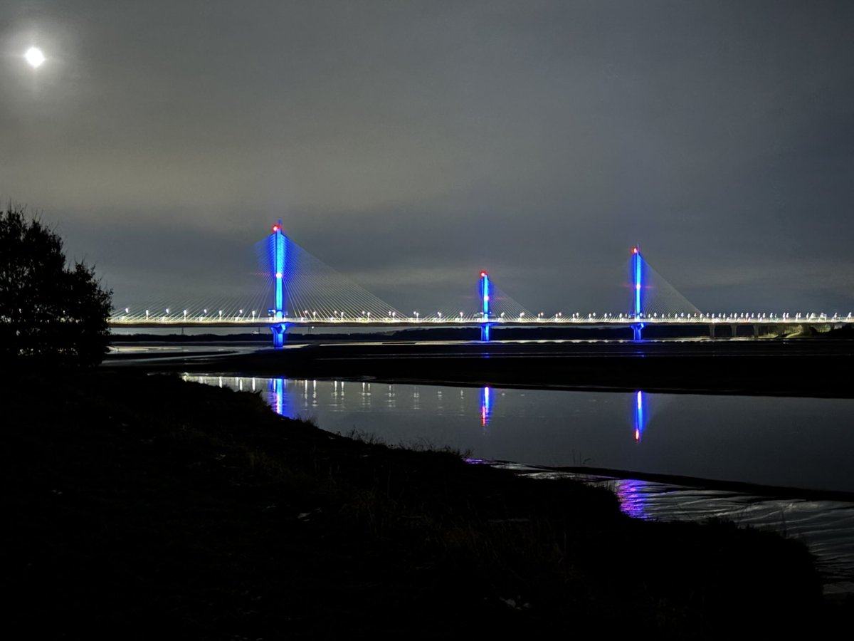 UKHSA North West (@ukhsa_northwest) on Twitter photo The <a href="/merseygateway/">Mersey Gateway</a> bridge looking beautiful in blue last night for #WorldAMRAwarenessWeek. Look out for other #NorthWest landmarks as they ‘Go Blue for AMR’ to raise awareness of antimicrobial resistance 💙 💊 💙 #WAAW24 #KeepAntibioticsWorking <a href="/NHSCandM/">NHS Cheshire and Merseyside</a> The <a href="/merseygateway/">Mersey Gateway</a> bridge looking beautiful in blue last night for #WorldAMRAwarenessWeek. Look out for other #NorthWest landmarks as they ‘Go Blue for AMR’ to raise awareness of antimicrobial resistance 💙 💊 💙 #WAAW24 #KeepAntibioticsWorking <a href="/NHSCandM/">NHS Cheshire and Merseyside</a> 