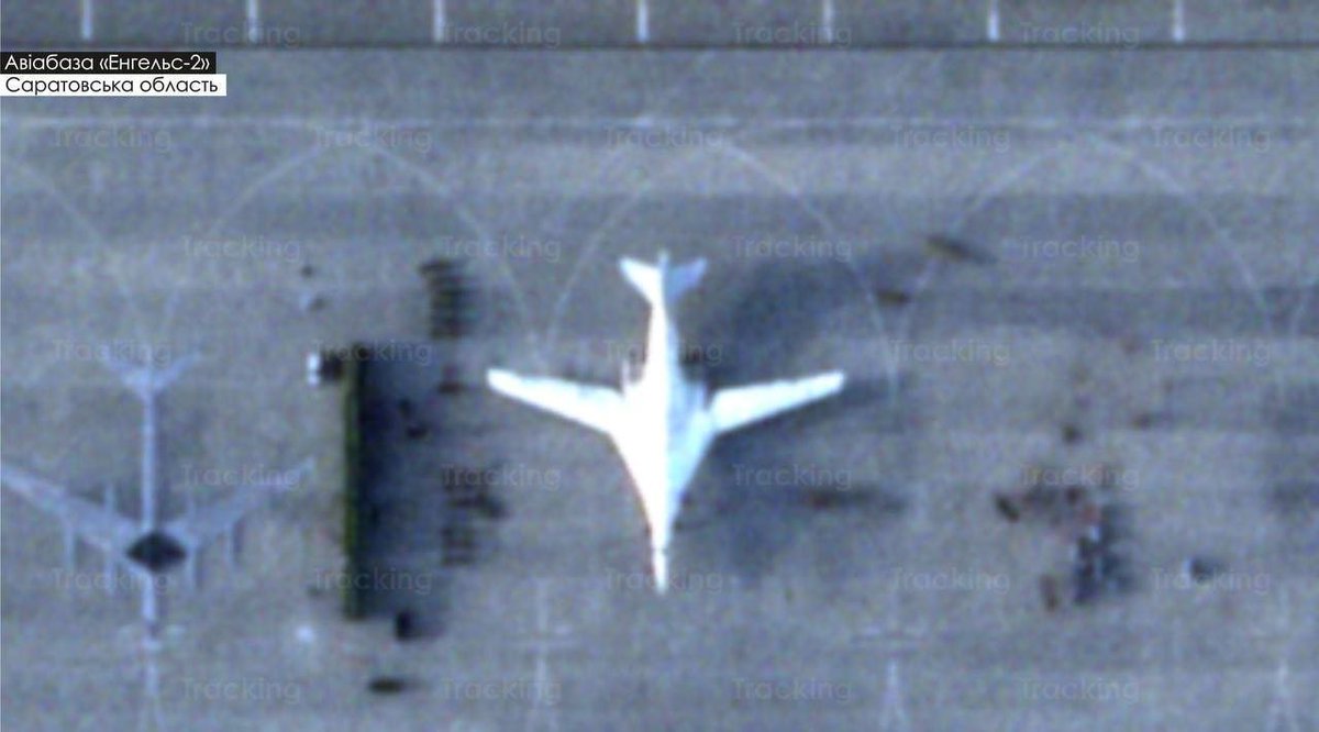 Geopolitik_2030's tweet photo. #URGENTE 📢📢📢⚠️🚨🔥
CONMOCIÓN EN UCRANIA:
Fuentes ucranianas aseguran que RUSIA tiene listos 30 BOMBARDEROS ESTRATÉGICOS TU-95MS y TU-160M en la parte central del país, además ANÁLISISTAS DE FUENTES DE INTELIGENCIA ABIERTA creen que el ejército de la Federación Rusa podría lanzar el misil balistico hipersónico RUBEZH RS-26 pues está listo para su uso... De llevarse a cabo el ataque, el sistema energético completo de UCRANIA podría pasar a la historia.