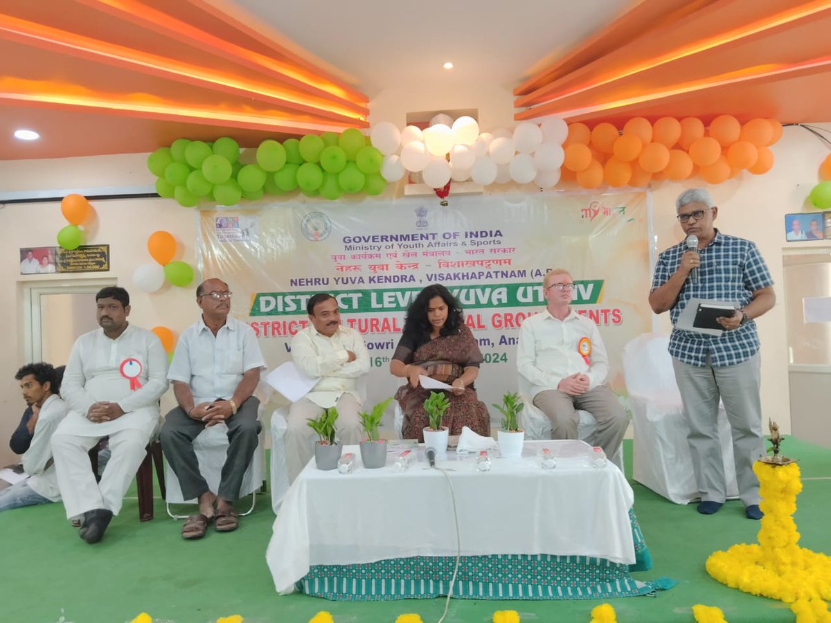 NyksVizag's tweet image. NYK VISAKHAPATNAM-YUVA UTSAV-2024 at  Anakapalli district  on 16.11.2024#yuvautsav #youthprogram #MYBharat #Yuvashakti
@YASMinistry

@Nyksindia

@sdnyksap