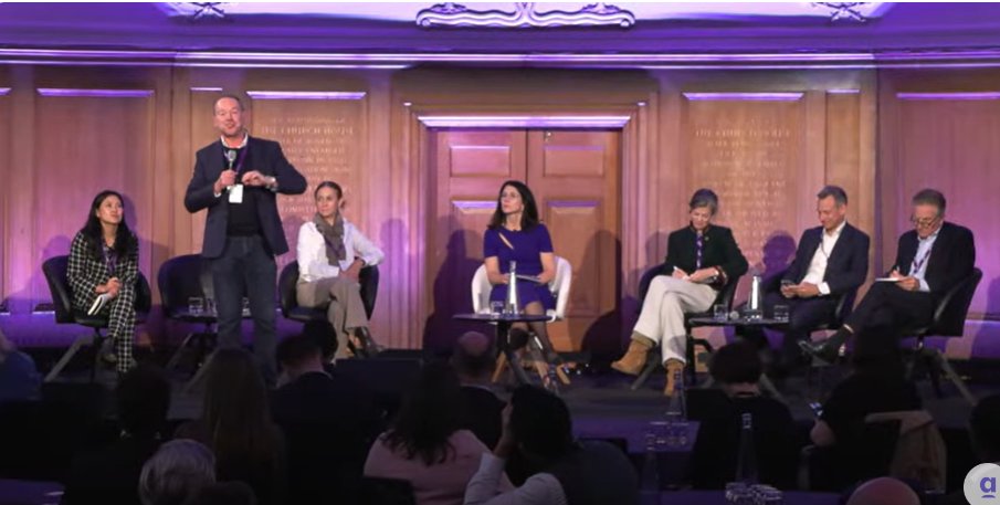 "I think we have learned over again that governments overestimate what can be achieved in the short term, and underestimate what can be achieved in the long term" <a href="/geoffmulgan/">Geoff Mulgan</a> at <a href="/apoliticalco/">Apolitical</a> day