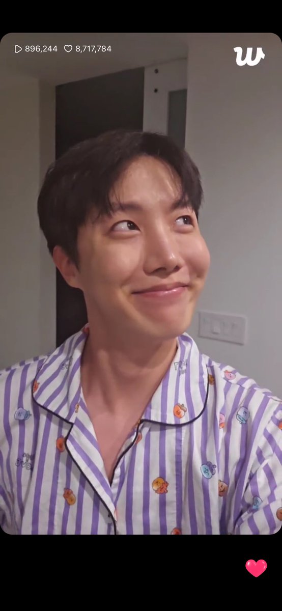 KakePop7's tweet photo. Oh My God!!! he’s so adorable https://t.co/Z79btjAs7O