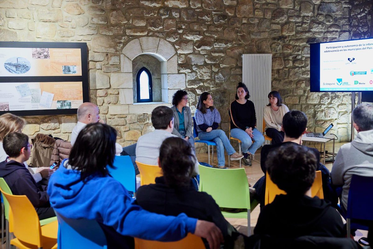 kide_on's tweet photo. 👫Haurren kontseiluen inguruko UPV/EHUko Unibertsitate-gizarte-enpresa proiektuko emaitzak aurketzen
@leioaudala-n.  
Presentando resultados del proyecto universidad-empresa-sociedad UPV sobre Consejos de la Infancia en Leioa  Más info: https://t.co/YACRQBVOeY
@kide_on
@solasgune https://t.co/HHKon5Hell