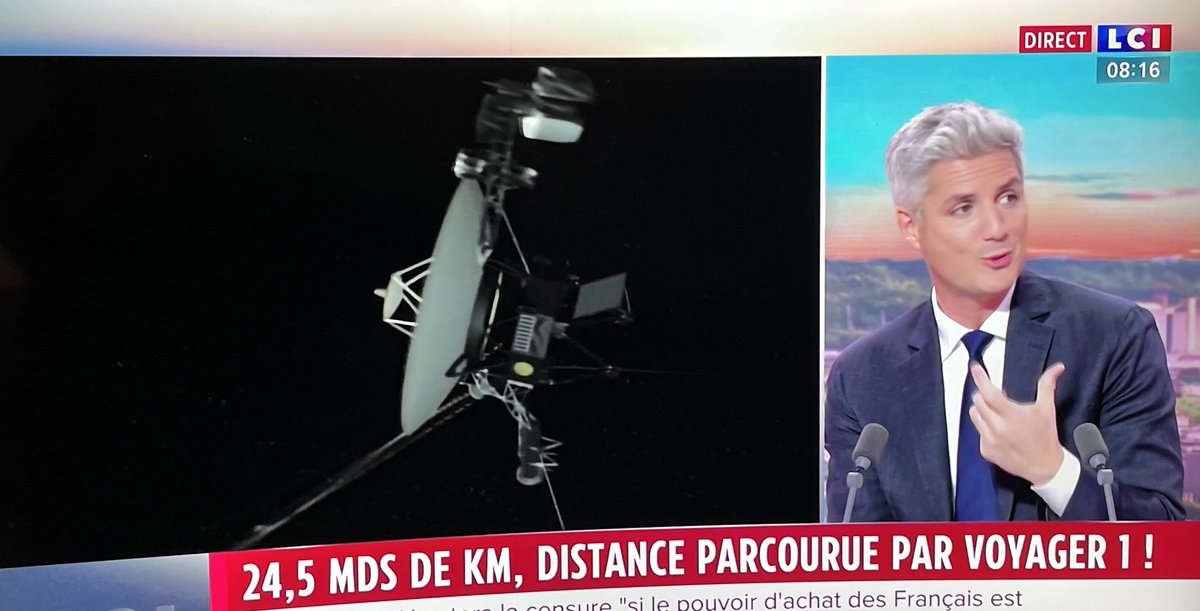 24,5 milliards de km: distance parcourue par Voyager-1, lancé par la ⁦<a href="/NASA/">NASA</a>⁩ en 1977, évoquée par ⁦<a href="/LCI/">LCI</a>⁩. La sonde a aussi été à l’origine de la photographie Pale Blue Dot (livre de Carl Sagan) de la Terre, prise en 1990 à une distance de 40,47 unités astronomiques