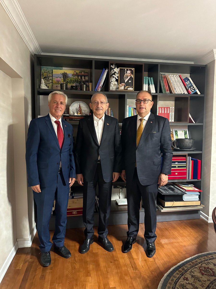 Mücadelenizde yanınızdayız.