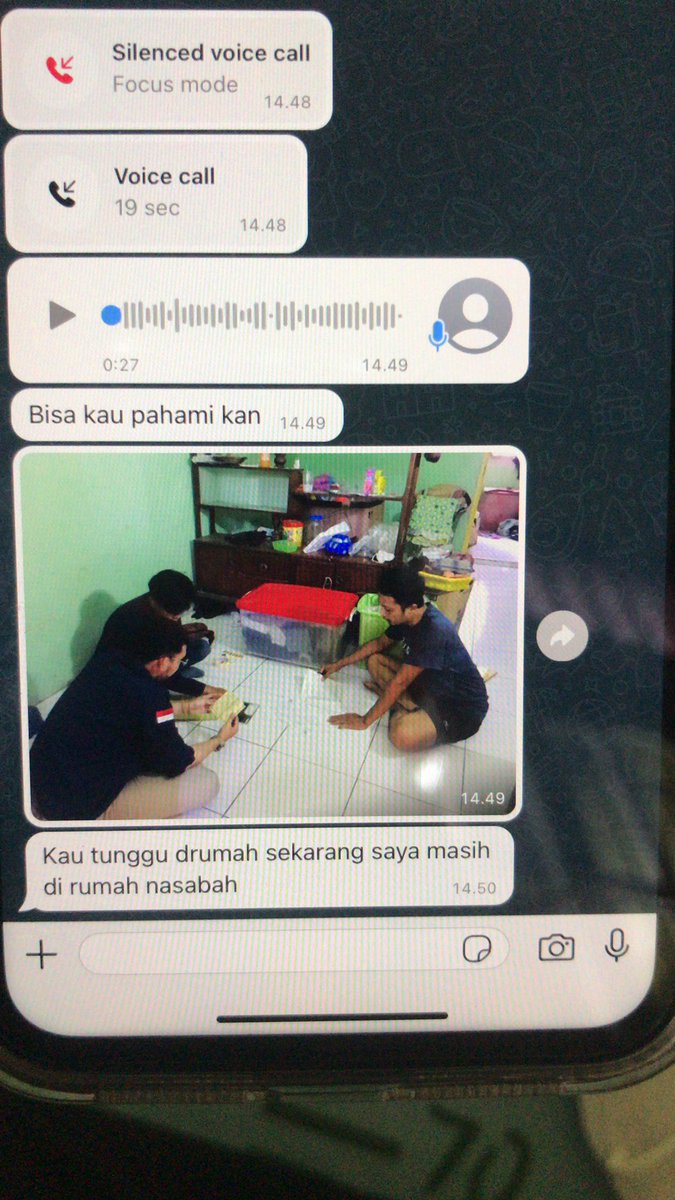 firelighthr's tweet photo. Duh beneran ga sih ini, mana dia tau lg gua pake hp ip anjirlah degdegan bgt kok pada bangkit sih 😭 https://t.co/2zXXSFKquM