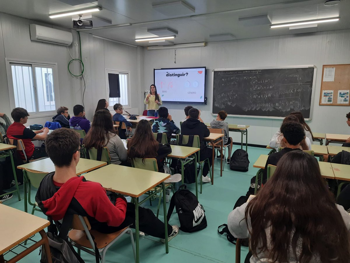 IES XIMÉN D'URREA tweet media