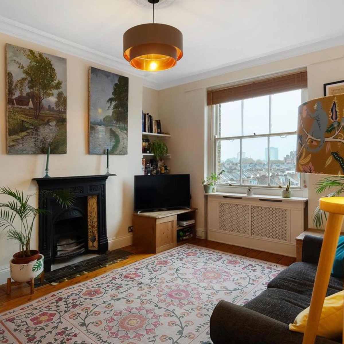 LawsonRutter's tweet photo. 🥶 Oooh it's turned a little chilly outside which puts us in mind of places warm and cosy. Luckily, we’ve some beautifully warm homes to head to when out viewing 😊. Here’s just a selection of our snuggest and welcoming living rooms in properties available through the LR team. https://t.co/i5IXYfLMpo