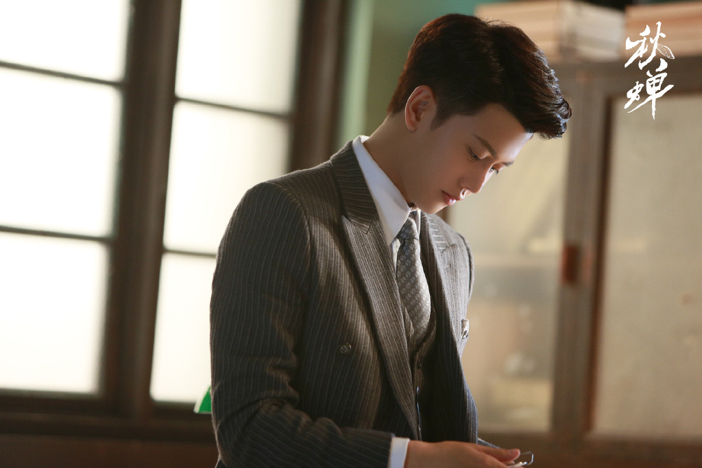 JINSIA52's tweet image. ซอรี่นะ ช่วงนี้มาถี่  มีเรื่องต้องอวด 🤣✌️

ตารางด้านล่างเป็นตารางยอดดูละครยุคสาธารณรัฐ โดยเป็นละครที่มียอดดูเฉลี่ยต่อตอนเกิน 40 ล้าน เริ่มปี 2020

#เหรินเจียหลุน แสดงไป 2 เรื่อง และทั้ง 2 เรื่องก็ติดชาร์ต 

อันดับ 4 #รักข้ามสหัสวรรษ ฉายเมื่อ 05-09-2022 ยอดดูเฉลี่ย 41.94…