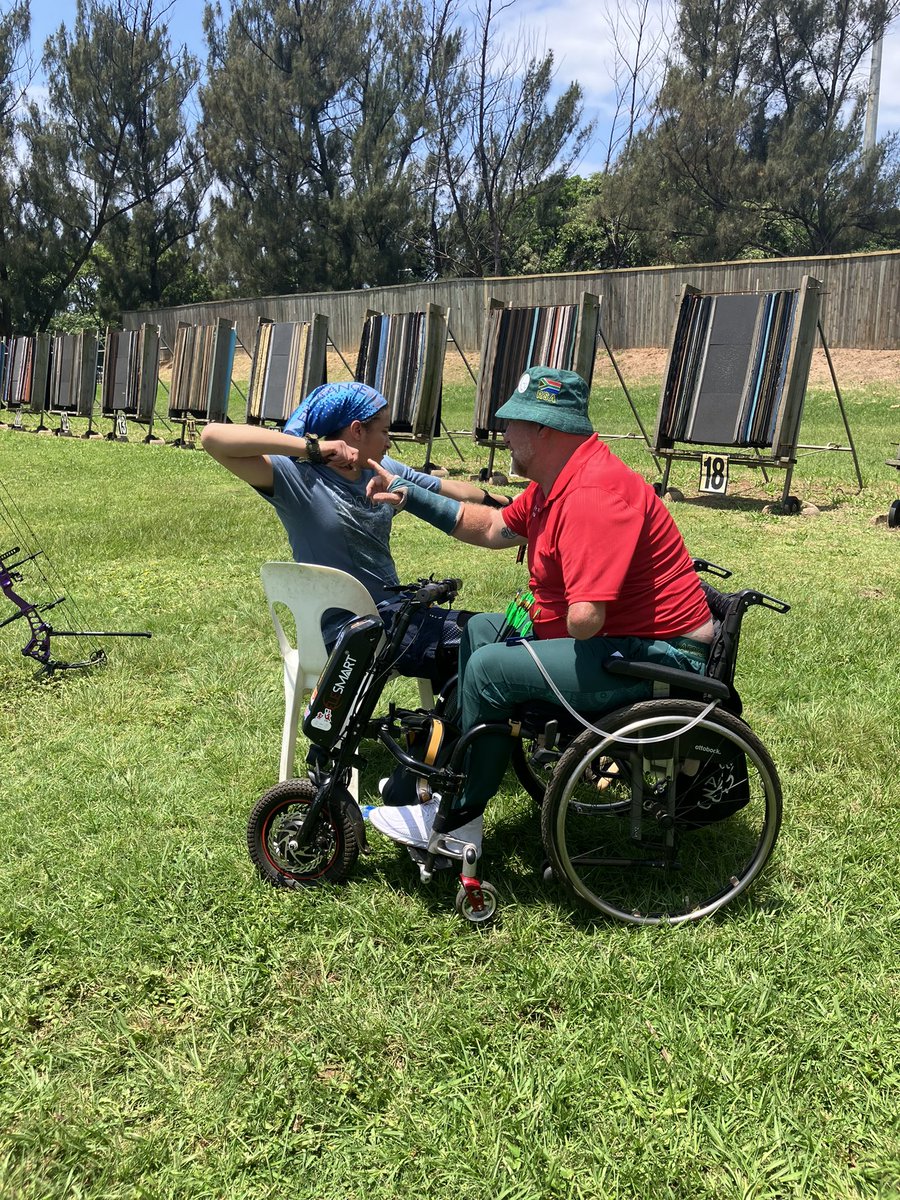Para Archery Coach Southern Africa Training Camp - RSA joined by MRI and NAM. First, birthday celebrations for Nat! Then we are delighted to have been joined by Kim Poole from SASCOC for a morning of effective practice and session planning <a href="/worldarchery/">World Archery</a> <a href="/uk_sport/">UK Sport</a> <a href="/archerygb/">Archery GB</a>
