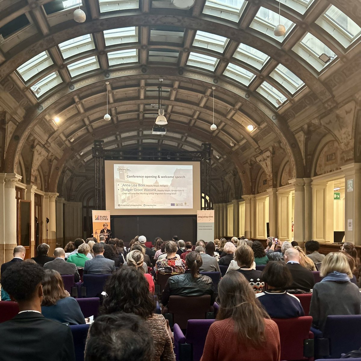 Moving Cities tweet media