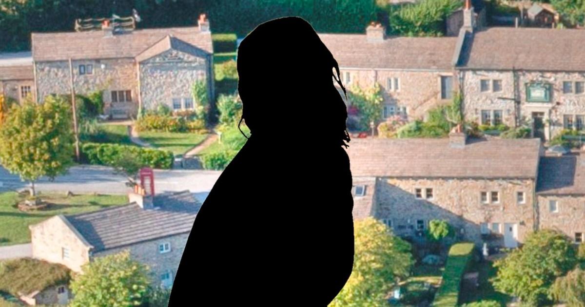 Controversial character confirms they’re leaving Emmerdale after just a year metro.co.uk/2024/11/19/cha… #emmerdale