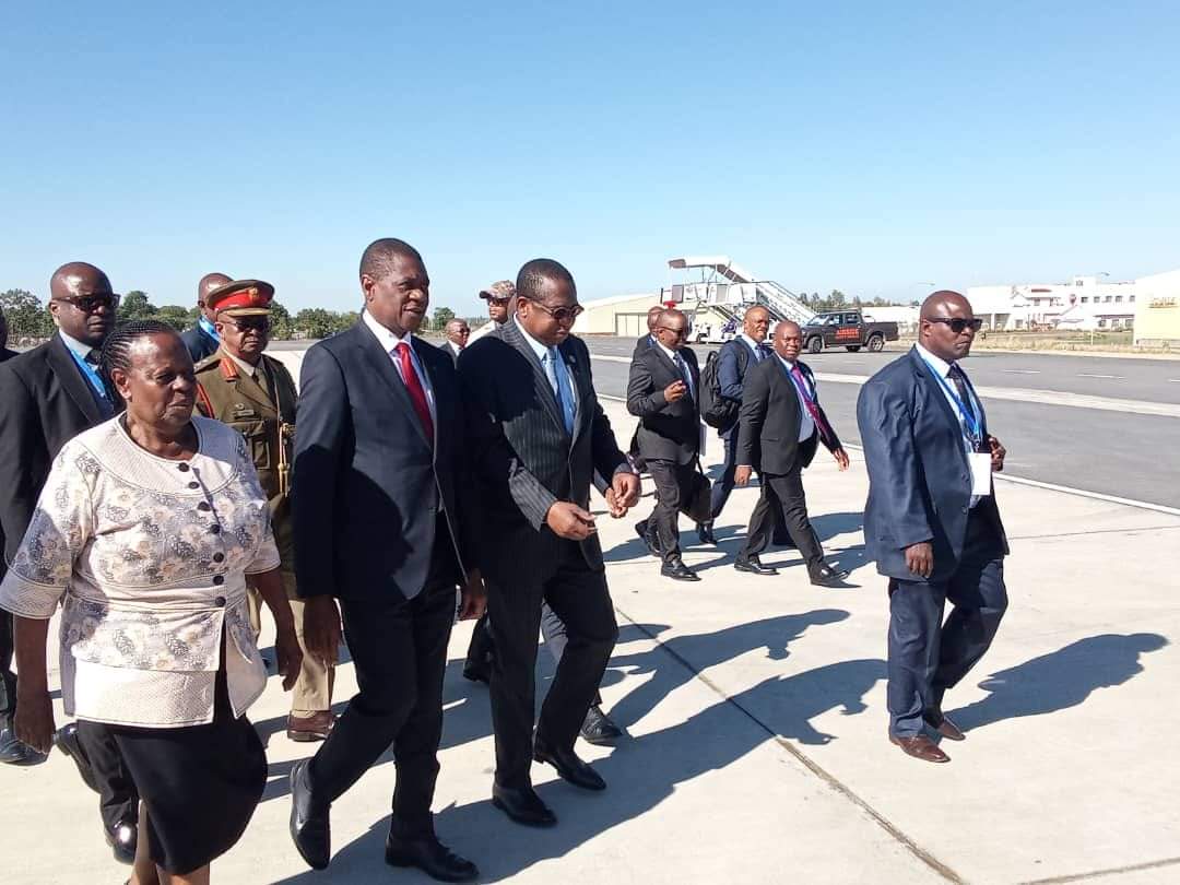 ChidoMatamba's tweet photo. South Africa's Deputy President Paul Mashatile has arrived for the SADC Heads of State and Government Extra Ordinary Summit.

He was received at RGMI Airport by Zim Envoy to SA, Ambassador Hamadziripi, Minister of Finance Professor Mthuli Ncube, and several government officials. https://t.co/GaAR7UOxAP