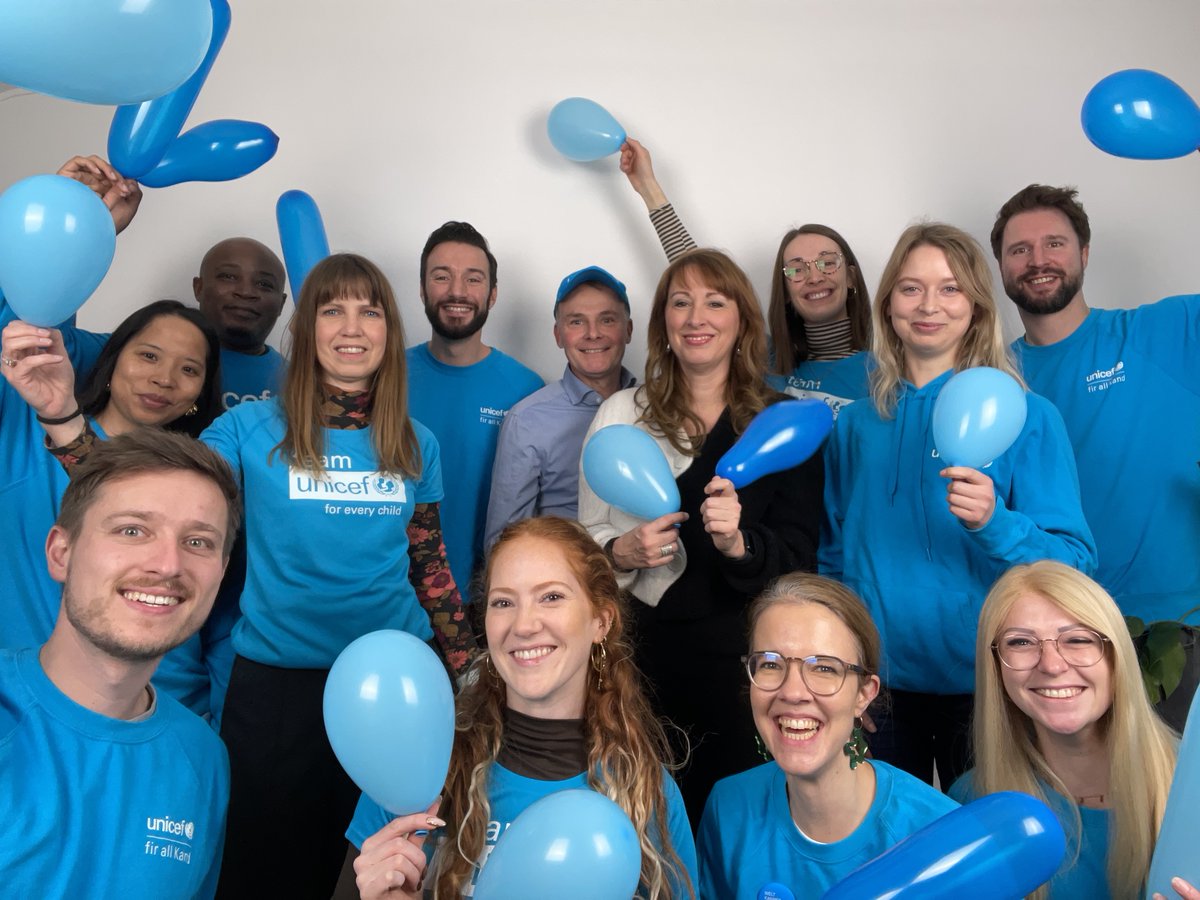 Haut ass de #Weltkannerdag 💙 Dëst ass de Joresdag vun der Ënnerschrëft vun der #Kannerrechtskonventioun an dowéinst feiere mir hei zu Lëtzebuerg, wéi och weltwäit, d'Kannerrechter 🥳
Méi Informatiounen a wéi dir mat eis feiere kënnt fannt dir hei 👉 weltkannerdag.lu