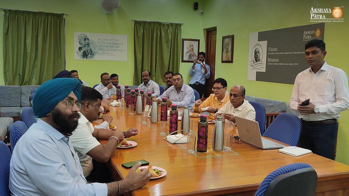 AkshayaPatra's tweet photo. We had the privilege of hosting @nmdclimited at our Bellary kitchen as part of their Leadership Week and the unveiling of their new logo, marking their incredible legacy.
#AkshayaPatra #NMDC #CSR #LeadershipWeek #BellaryKitchen https://t.co/5UgJoFAJX3