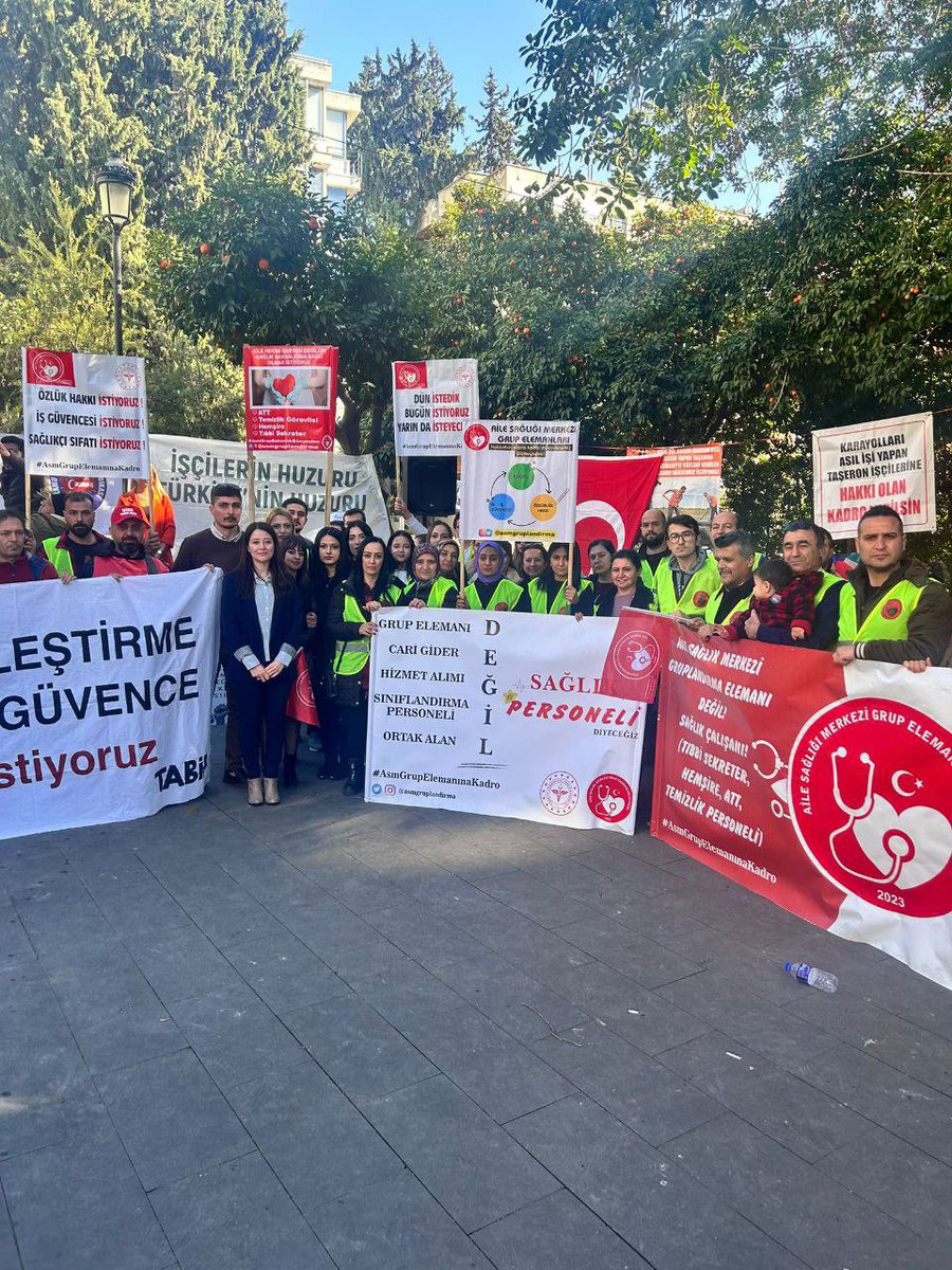 <a href="/asmgruplandirma/">Aile Sağlığı Merkezi Grup Elemanları Derneği</a> <a href="/aylinyaman_/">Dr. Aylin Yaman</a> <a href="/drmemisoglu/">Prof. Dr. Kemal Memişoğlu</a> <a href="/saglikbakanligi/">T.C. Sağlık Bakanlığı</a> Her kadro gelişinde kapsam dışı bırakıldık kadro lütuf değil haktır

#asmdeişbarışısağlansın