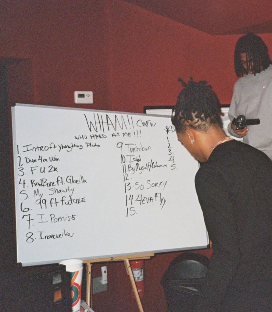 nfr_podcast's tweet photo. LIL BABY
FUTURE
YOUNG THUG

INTRO (WHAM)

🚨COMING SOON 🚨 https://t.co/1mqCBLlPAn