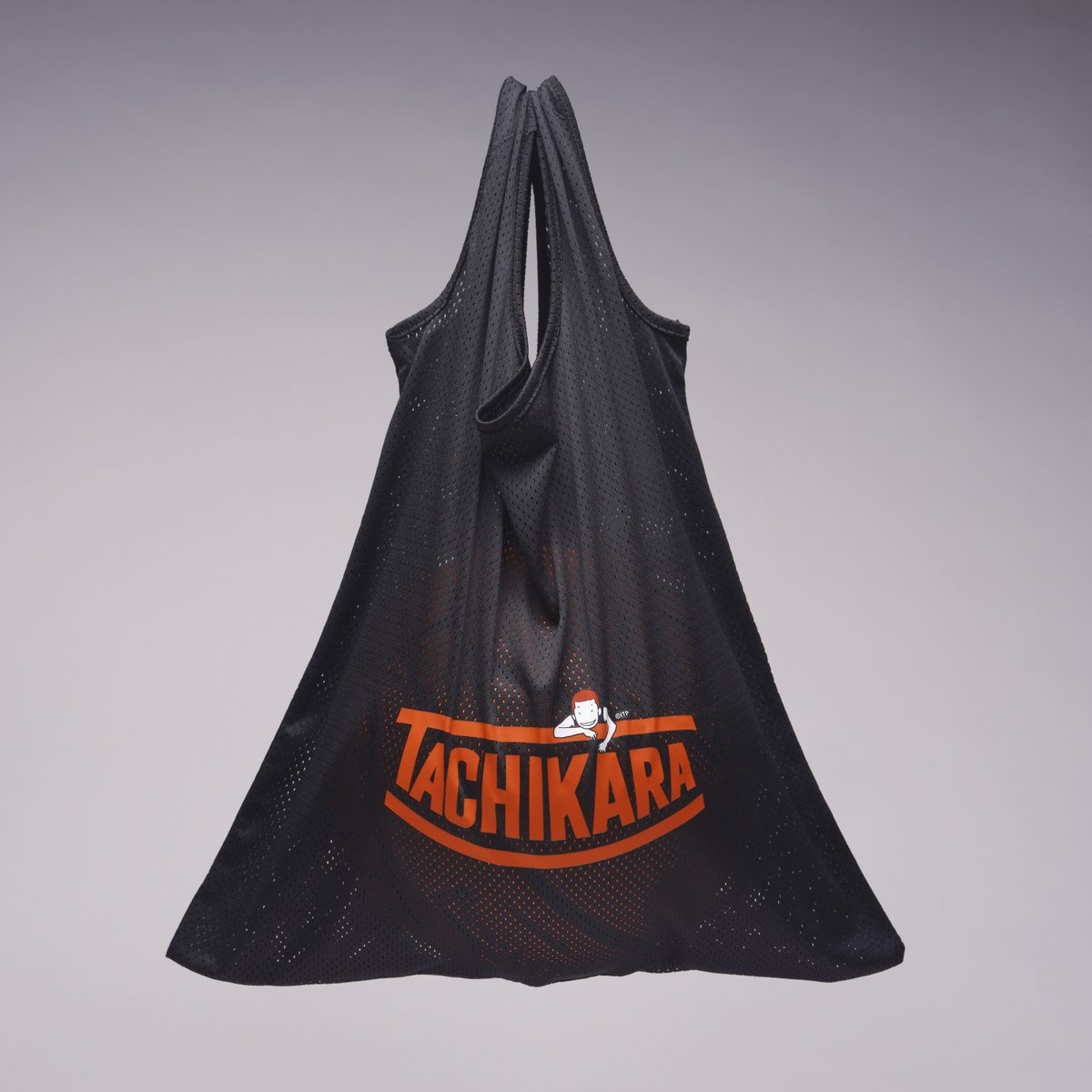 あの “赤い髪の天才” が力を寄せるPICK UP PLAYGROUNDとTACHIKARAによる第8弾プロダクトが、2024年11月22日(金)よりタチカラ直営オンラインストア、また日本全国のアルペン/スポーツデポの実店舗にて発売開始となります！

 #tachikara #タチカラ #井上雄彦 #SLAMDUNK #スラムダンク #桜木花道