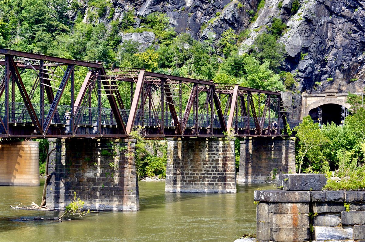 Virginie_VVD's tweet image. #November_kiek
Dag20: #Spoor