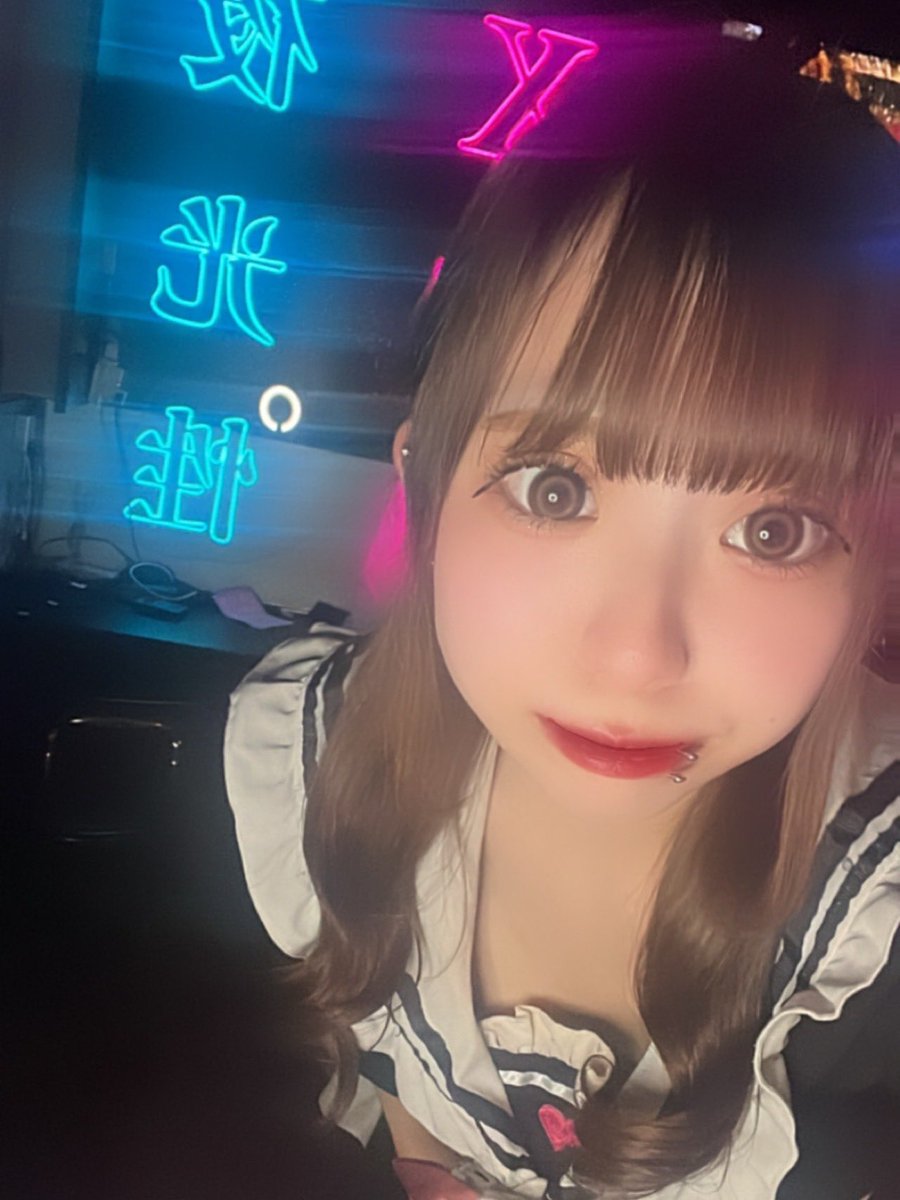 m8_osaka's tweet photo. 🎀11/20出勤キャスト💫
(営業時間18:30~23:00)

🧬 なな @nanaluv728 

🧬 しの @4lbdll 

沢山のご来店お待ちしております✧*

＃大阪　＃宗右衛門町　＃東心斎橋　＃コンカフェ　＃大阪コンカフェ  ＃心斎橋コンカフェ https://t.co/rkUxmkoaNh